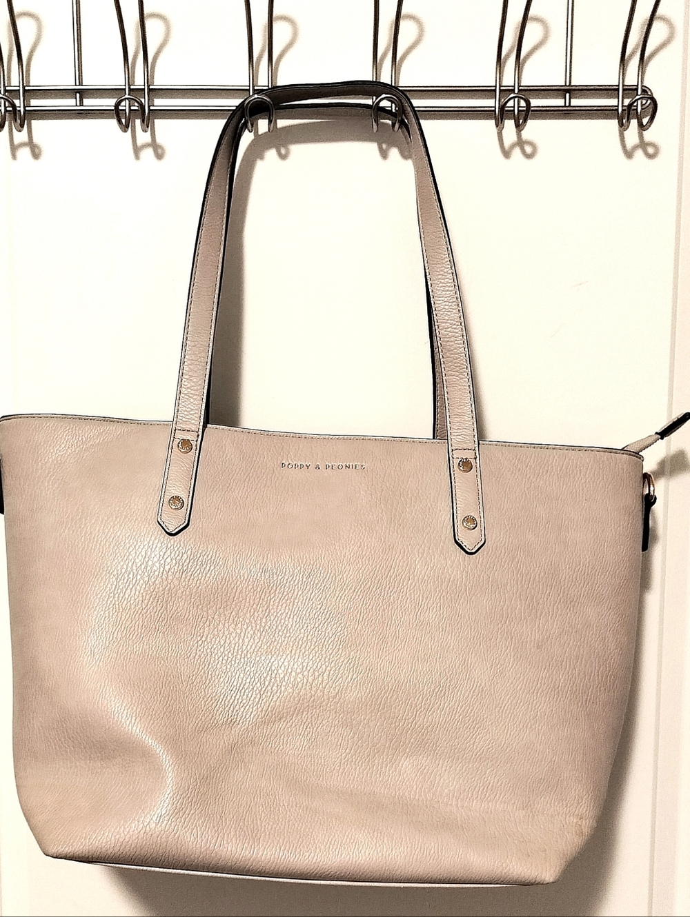 Poppy & Peonies "Go Getter" Cream Tote Bag. Contemporary and Classy Style